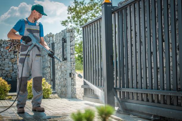 Best Pool Deck Cleaning  in Cross Roads, TX